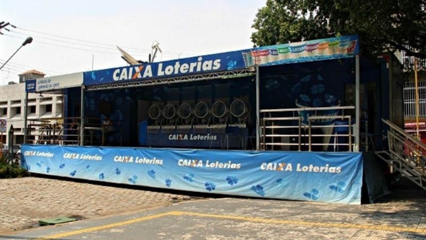 Teixeira Freitas recebe o Caminhão da Sorte para os sorteios das Loterias da Caixa