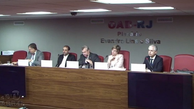 OAB/RJ reuniu especialistas e discutiu benefícios da regulamentação