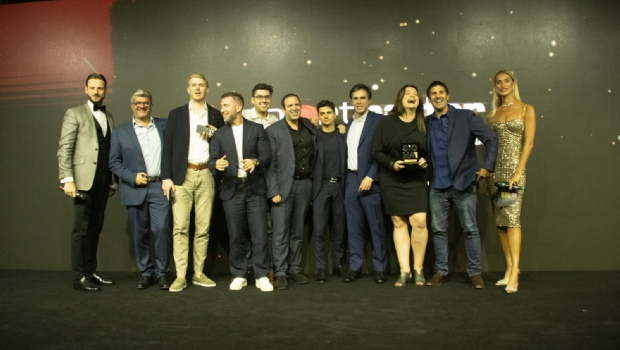 Games Magazine Brasil recebe um prêmio na noite do SiGMA Americas Awards