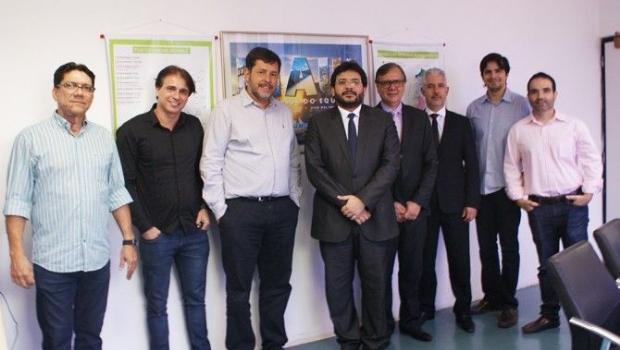 Presidente da LOTERJ vem à Teresina conhecer a sede da Lotoshow