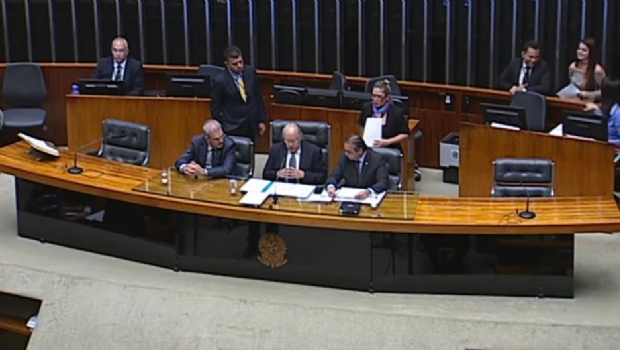 Câmara dos Deputados debate lei dos jogos em sessão pública