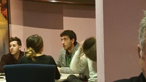 Futebolista do Valencia passa ano novo jogando bingo