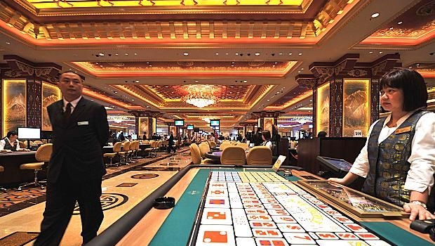 Trabalhadores do jogo pedem aumentos salariais em Macau