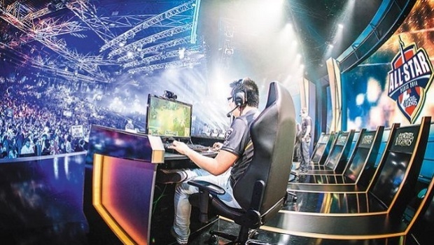eSports professionals earn as much money as football stars