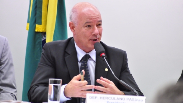 “Acredito que teremos votos para aprovar o marco dos jogos em ambas as Casas”