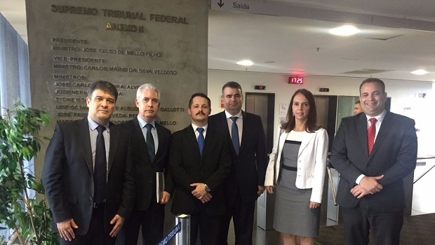 Ministro Gilmar Mendes recebeu os advogados da ABLE