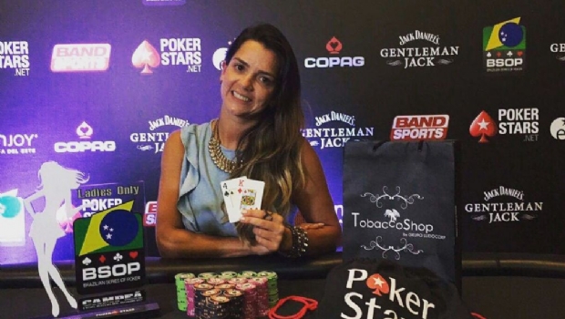 “O segredo do poker é muita concentração, disciplina e estudo”