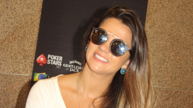 “O segredo do poker é muita concentração, disciplina e estudo”