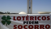 Repasse da Caixa para as lotéricas deveria ser 63% e 500 casas já fecharam
