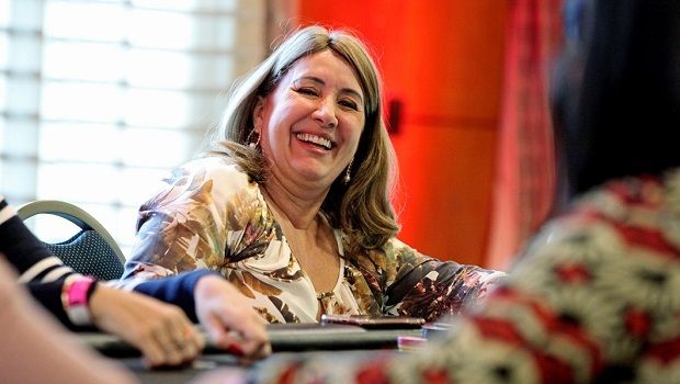 “Eu era crua no poker há dois anos e hoje disputo campeonatos”