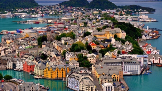 Norway to block payments to online gambling operators