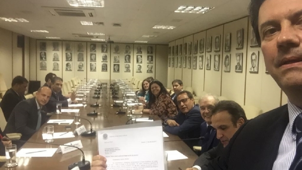 Bancada do RJ pressiona Meirelles contra novo monopólio das raspadinhas