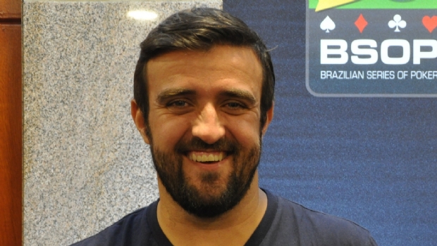 “Me envolvi com eSports porque sou jogador e gosto da adrenalina”