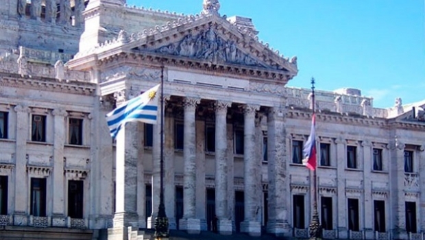 Online gaming illegal under new Uruguayan law