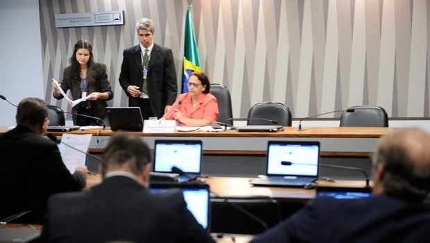Senadores pedem ciclo de debates sobre privatizações e concessão da LOTEX