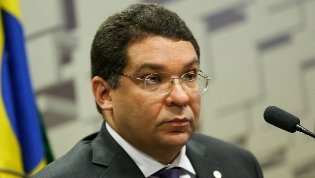 Mansueto Almeida encabeça delegação que viajará aos road shows da LOTEX