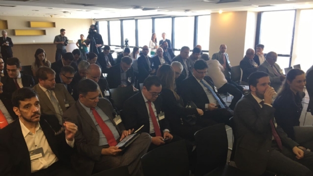 Não há vedação para que a Caixa participe do processo e explore a LOTEX