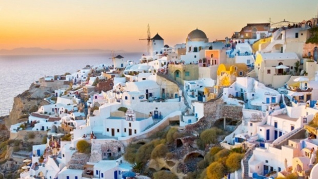 Santorini e Creta preparam ações contra proposta de expansão de cassino