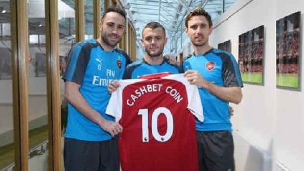 Arsenal assina uma parceria de criptografia mundial com a CashBet Coin