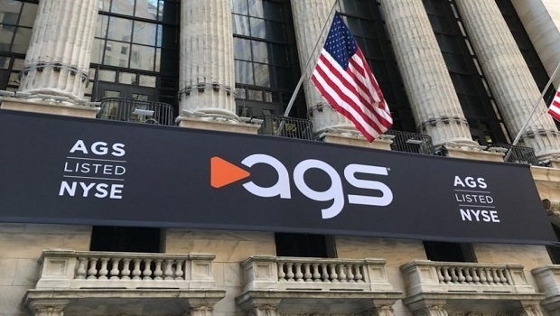 AGS enters the stock market with an explosion in the public offering