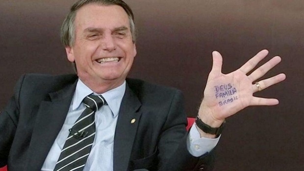 Qual é a opinião de Jair Bolsonaro sobre a legalização dos Jogos de Azar?