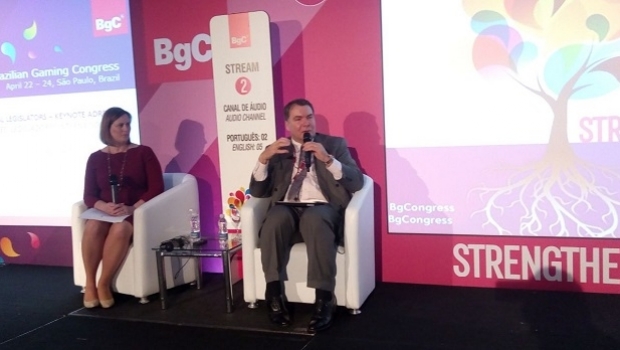 “A Comissão de Jogos de Nevada estará à disposição para colaborar com Brasil”