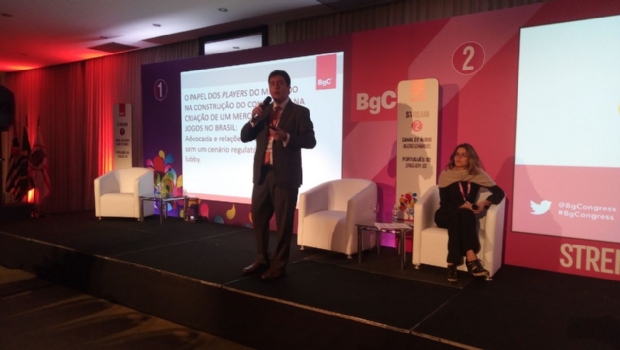 "All segments must be united to deal with regulation in Brazil"