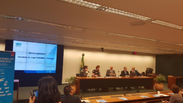 Especialistas internacionais e legisladores discutiram a legalização dos jogos no Brasil