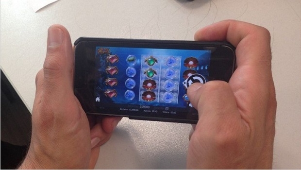 Apostas online ilegais em cafés entram na mira das autoridades