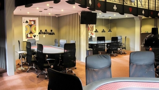 Com um investimento de R$ 1 milhão, casa de pôquer é inaugurada em Porto Alegre