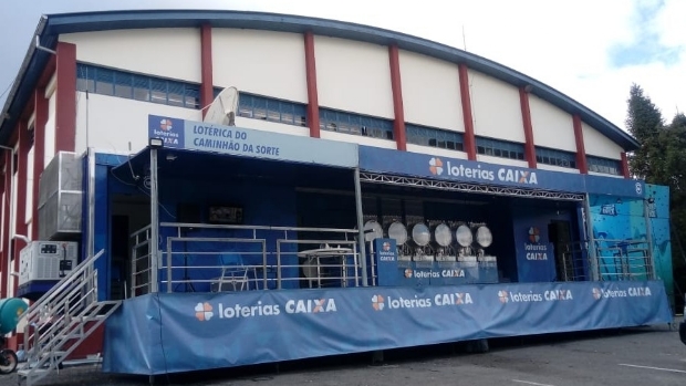 Caminhão da Sorte da Caixa chega a Santa Catarina para sorteio das loterias
