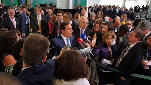 Novo presidente da Caixa anuncia venda de participações em seguros e loteria