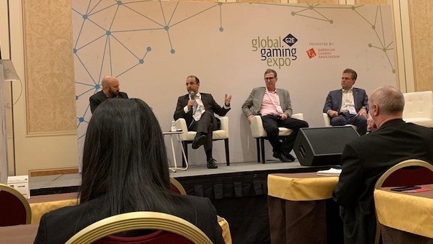 Professor Pedro Trengrouse gave a talk about Brazil at G2E 2019 in Las Vegas