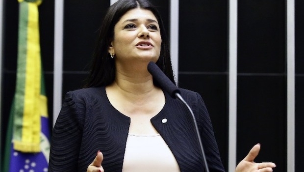 Relatora vota a favor de projeto de lei que dá arrecadação das loterias para o esporte feminino