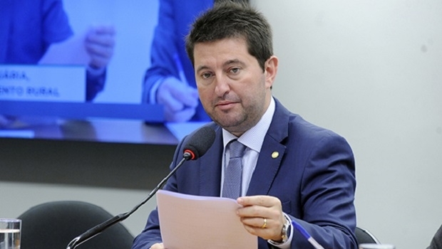 PL busca autorizar os Jockeys Clubs a extrair sweepstakes e todo tipo de loteria