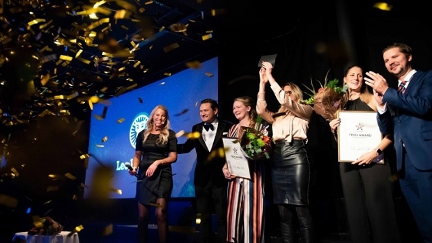 LeoVegas brings back the US$ 10,500 award for tech women