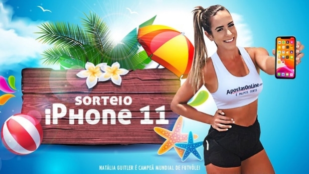Footvolley world champion Natália Guitler is new ApostasOnline.com ambassador
