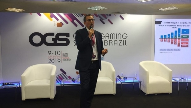 “There is a lack of regulation to guarantee high tax figures in Brazil”