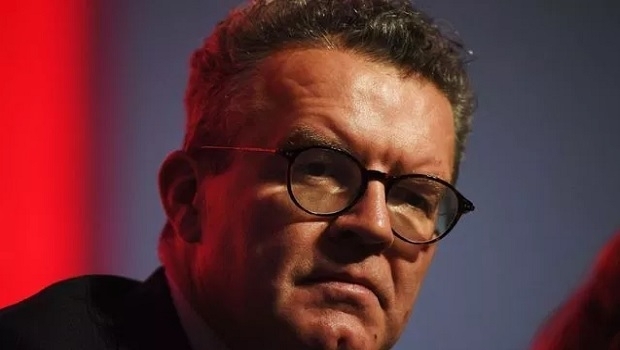 Trabalhistas do Reino Unido exigem limites para apostas online na Grã-Bretanha