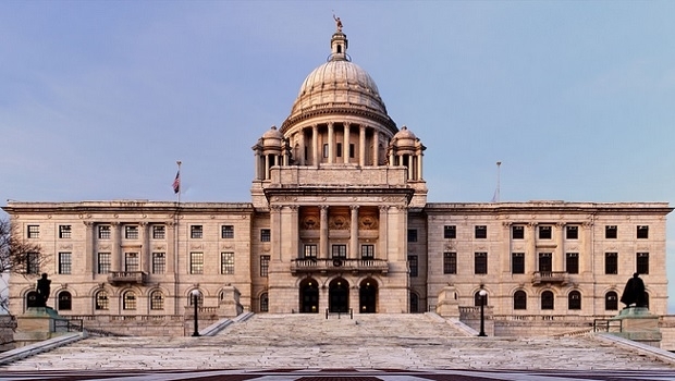 Rhode Island lawmakers approve mobile sports betting bill