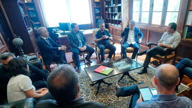 Hard Rock se reuniu com o governador de Santa Catarina para falar sobre investimento no turismo