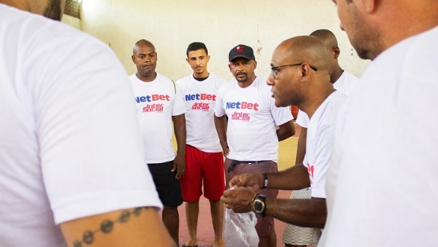 Besides sponsoring football teams, NetBet carries out social actions in Brazil