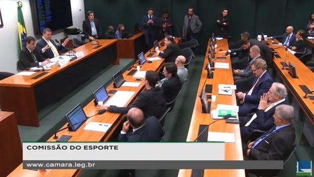 Câmara aprova pedido de audiência pública para debater as apostas esportivas no Brasil