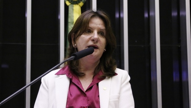 Deputada pede para destinar recursos das loterias ao combate à violência contra a mulher