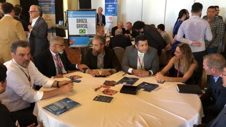 LOTEX e apostas foram o foco das consultas na mesa redonda do Brasil na Juegos Miami