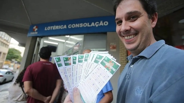 Valor do prêmio da Mega-Sena é o mais alto do ano e o terceiro maior da história