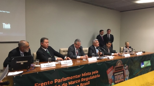 Frente Parlamentar a favor da legalização de jogos de azar foi lançada hoje em Brasília