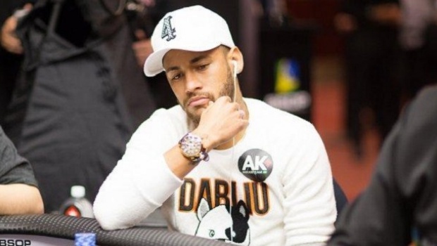 Neymar leva R$ 35 mil em torneio online da PokerStars durante o jogo do Brasil
