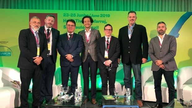 Attention to the player must be a constant, provided in regulation