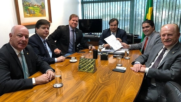 Comissão de Turismo pede a legalização dos jogos ao presidente da Câmara dos Deputados